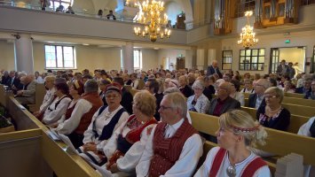 Kirkkokansaa. Kuva Tea Itkonen 2018