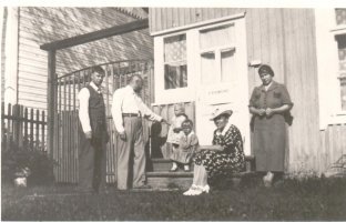 Kuva Raivolan keskustassa loppukesällä 1938 