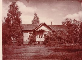 Matti ja Hanna Pimiän talo (383) Suomenkylässä 1931.