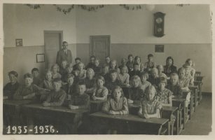 Hiivaniemen koulun oppilaita 1935-36