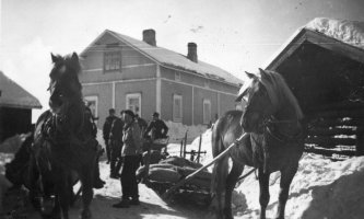 Hiiren talon evakkoon lähtö maaliskuussa 1940