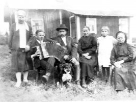Sorjosen perhe asui Kaikon tilalla Hiivaniemen kylän eteläpäässä