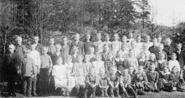 Koululaiset 1917 tai 1920