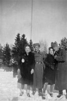 Jääraveissa tavataan tuttuja 1944