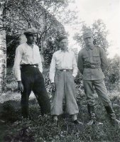Tauno Myyrä lomalla armeijasta 1937