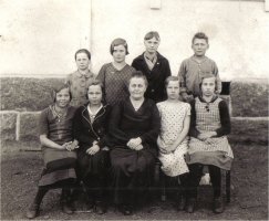 Löytömäen koulukuva 1930-luvun alkupuolelta