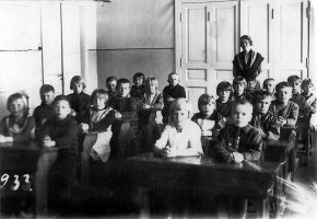 Luokkakuva v. 1933