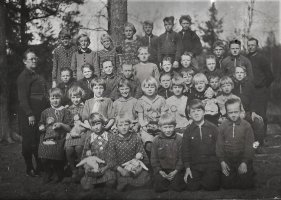 Tervajärven koululaiset v 1936. Tervajärven koulu 1936