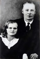  Toini Turtia ja Armas Koskelainen avioituivat vuonna 1936