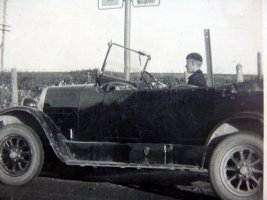 August Mälkin musta Fiat