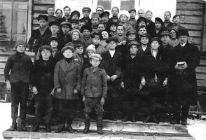 Rippikoululaiset, pojat syntyneet 1905-1906