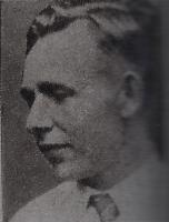 Ihaksinen Erkki Arvid s. 21.8.1907 Viipurin mlk, työmies, alikersantti 3./ErP3, k 19.12.1939 Munasuo, Kuolemajärvi, kaatui, ruumis evakuoitu ja haudattu Vahviala Rauhamaa (Vapautemme hinta 1939-1940 Sodan 1939-1940 sankarivainajat, Suomen Kuvalehti 1941)