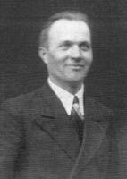 Myllynen, Anton s. 5.9.1903 Viipurin mlk (Koskela Myllynen) maanviljelijä, alikersantti 2./ErP 7 k. 7.3.1940 Nisahti Säkkijärvi, kaatui, ruumis evakuoitu ja haudattu Vahviala Rauhamaa (Kerttu Waselius, teoksessa