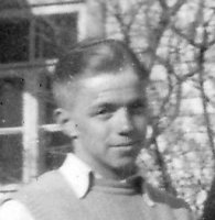 Sipiläinen Ensio s. 4.7.1917, alikersantti  k. 9.2.1943  kenttäsairaala, haudattu Vahviala Rauhamaa