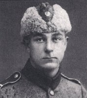 Sollo Ilmari s. 19.7.1907 Säkkijärvi maanviljelijä, alikersantti I/JR 23 k. 4.9.1941, kaatui, ruumis evakuoitu ja haudattu Vahviala Rauhamaa