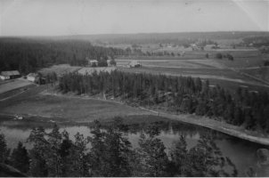 Maisema hyppyrimäeltä pohjoiseen