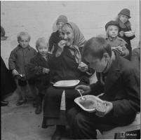 4. Evakkoja Kotkassa ja Heinolassa, 1.11.1939 (tuntematon kuvaaja, SA-kuva)