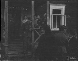 7. Siirtoväki palaa koteihinsa, 28.8.1941 (P.Kaario, valokuvaaja, SA-kuva)